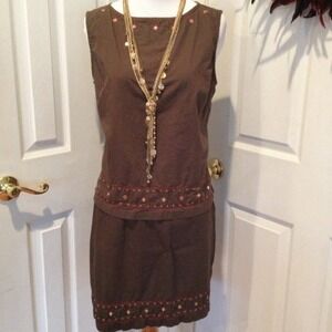 Sleeveless top and skirt set